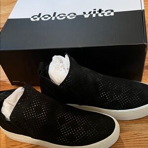 Dolce Vita Womens Black Perforated Sneaker/bootie